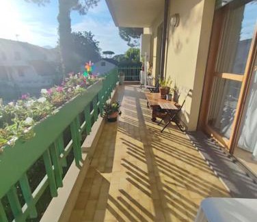 Ronchi Apartment | Appartamento Mare e Monti a Marina di MASSA