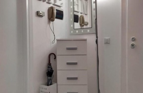 Grado Pineta Apartment | Appartamento Mirabell, FRONTE SPIAGGIA, VISTA MARE CON PARCHEGGIO