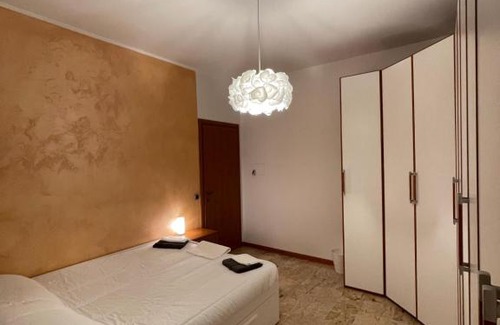 Piacenza Apartment | Appartamento privato a piacenza con 3 camere matrimoniali