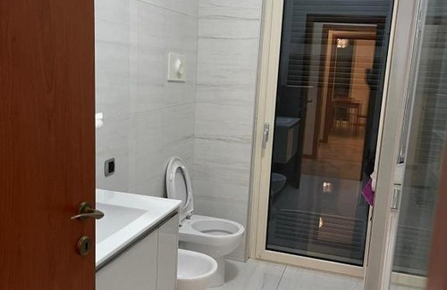 Piacenza Apartment | Appartamento privato a piacenza con 3 camere matrimoniali