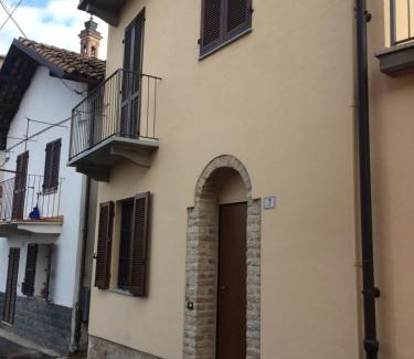 Neive Apartment | Appartamento Riva