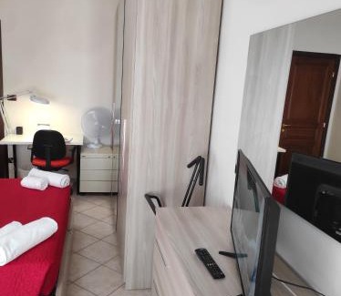 Mirafiori Apartment | APPARTAMENTO SANTA RITA Con due Camere InalpiArena 9 min CENTRO CITTA