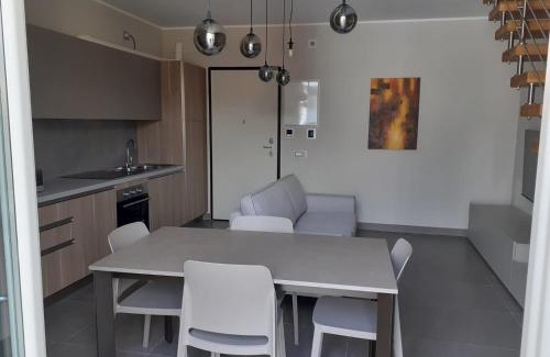 Colico Piano Apartment | Appartamento Scoggione