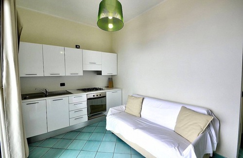 Acciaroli House | Appartamento Torre Caleo I: A charming apartment located right on the beach, with Free WI-FI.