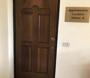 Santarello Apartment | Appartamento Turistico FRAU A