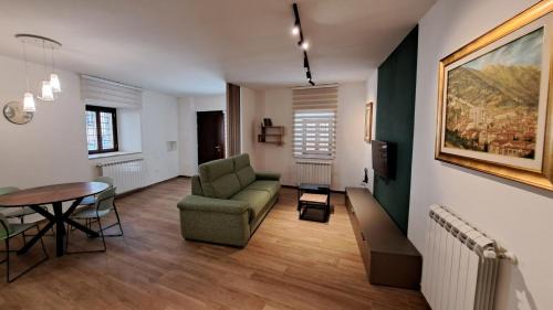 Gubbio Apartment | Appartamento Via Mazzini Gubbio Centro