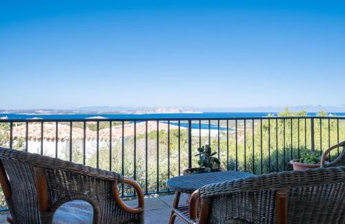 Liscia di Vacca Apartment | Appartamento Vista Mare 3 Min Porto Cervo