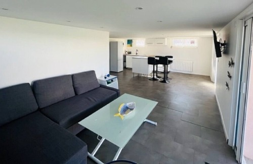 Saint-Symphorien-d'Ozon Apartment | Appartement en Rez-de-jardin Entre Vienne et Lyon