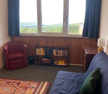 Besse-et-Saint-Anastaise Apartment | Appartement à la montagne