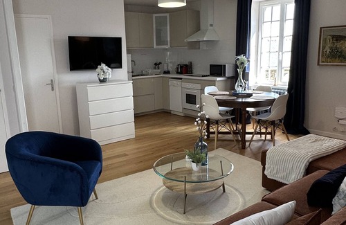 Etables-sur-Mer Apartment | Appartement sur la propriété d’un Manoir, 10 minutes des plages