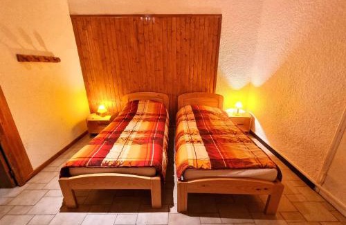 Saint-Michel-de-Chaillol Apartment | Appartement cosy à Chaillol 1600, 6-8 pers, terrasse sud, WiFi, parking proche - FR-1-393-31
