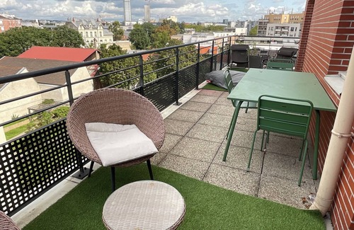 Les Puces de Saint-Ouen Apartment | Appartement Saint Ouen 42m2 +terrasse Proche Ligne 13 et 14