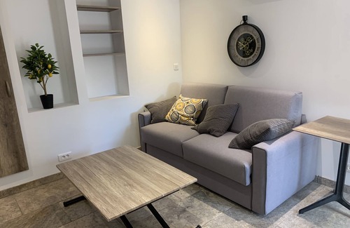 Le Rove Apartment | Appartement à 15 Minutes des Plages des Calanques de la Côte Bleue