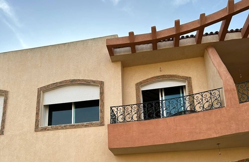 Sidi Bouzid Apartment | Appartement à Sidi Bouzid Près de La Mer