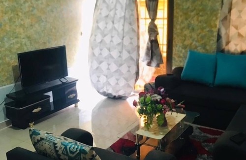 Libreville Apartment | Appartement 2 Chambres Meublé à Alibandeng -lbv