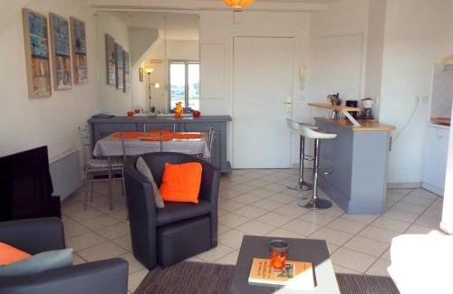 La Trinite-sur-Mer Apartment | Appartement 2 pièces avec parking à La Trinité-sur-Mer - FR-1-477-78