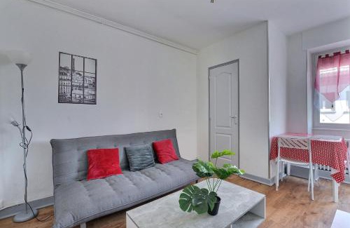 Valentigney Apartment | Appartement 2 pièces plein de charmes - Caroline
