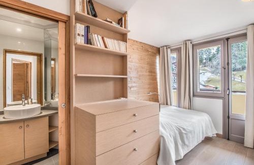 Megeve Apartment | Appartement 3 pièces au centre de Megève, balcon, proche télécabine, Wifi, idéal pour 4 personnes - FR-1-453-53