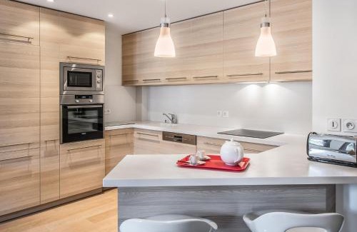 Megeve Apartment | Appartement 3 pièces au centre de Megève, balcon, proche télécabine, Wifi, idéal pour 4 personnes - FR-1-453-53