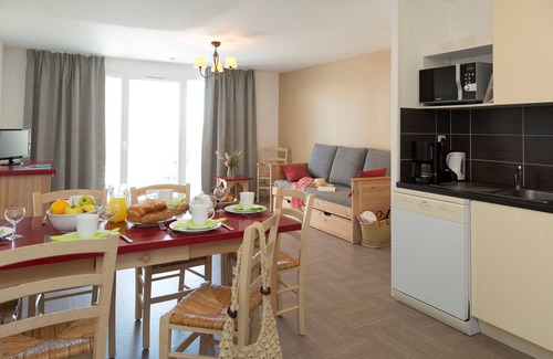 Plougasnou Condo | Appartement 300m de la Mer | Accès Piscine