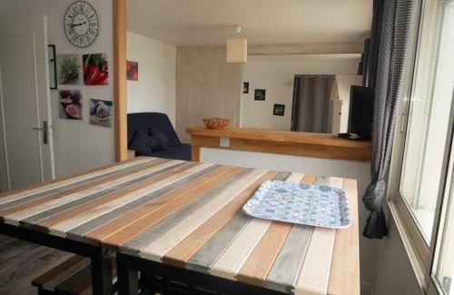 Arzon Apartment | Appartement 4 pers avec cuisine équipée, proche commerces à Arzon - FR-1-639-84