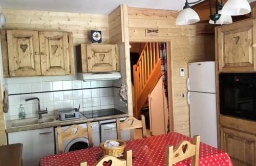 Cauterets Apartment | Appartement 6 pers. avec terrasse - 3 Pièces 6 personnes MAE-9108