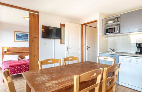 Chamrousse Apartment | Appartement 6 pers, vue montagne avec terrasse