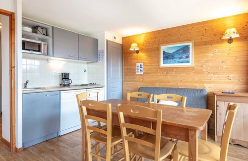 Chamrousse Apartment | Appartement 6 pers, vue montagne avec terrasse
