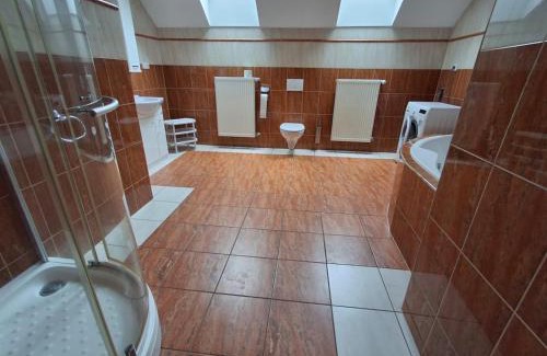Golcuv Jenikov Apartment | Appartement 8 personen