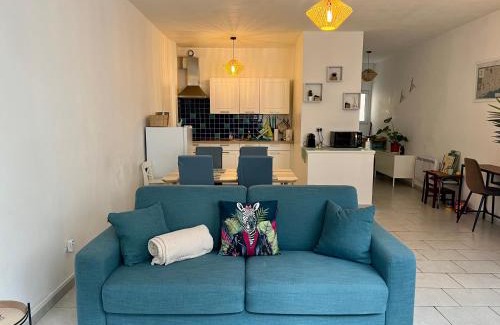 Chalons-en-Champagne Apartment | Appartement au calme - Proche centre ville