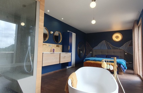 Montperreux Apartment | Appartement au Bout du lac Chaon 8 Personnes
