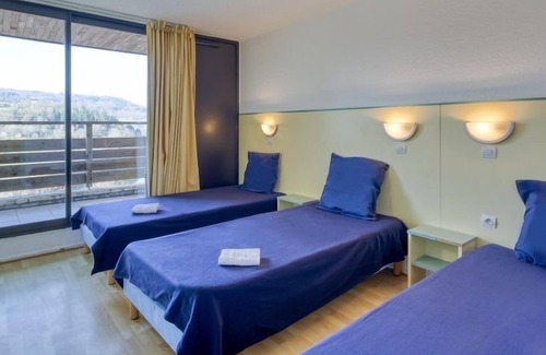 Miremont Condo | Appartement au Calme! Balcon avec Vue + Piscine