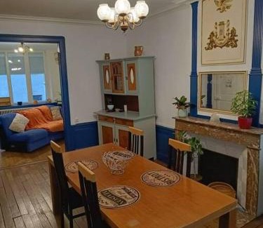 Mirecourt Apartment | Appartement au charme authentique