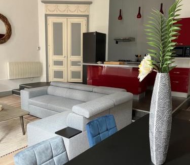 Moulins Apartment | Appartement au Palais - WIFI