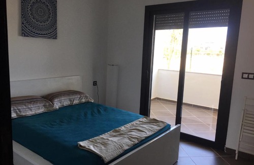 Marina Apartment | Appartement au RDC dans une résidence fermée