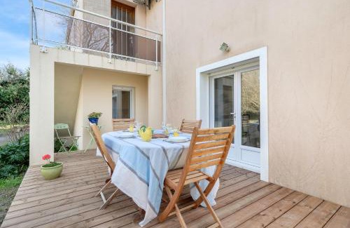 Pornic Apartment | Appartement avec jardin à 300m de la plage, pour 4