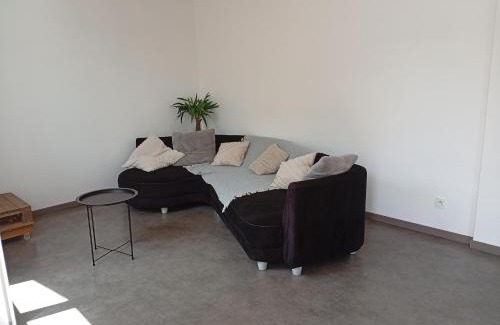 Lourdes Apartment | Appartement avec Jardin privé