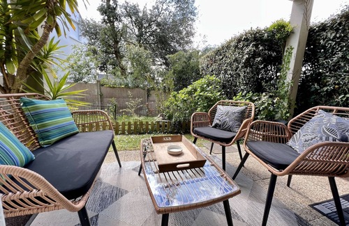 Auray Apartment | Appartement Avec Petit Jardin Clos
