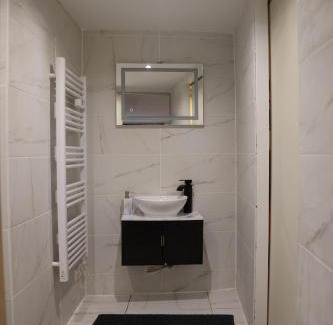 Montlhery House | Appartement avec une chambre