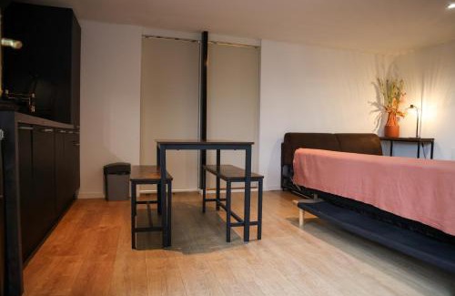 Montlhery House | Appartement avec une chambre