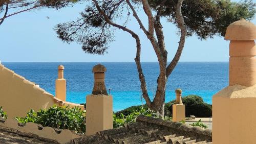 Son Xoriguer Apartment | Appartement avec vue sur mer et piscine tropicale