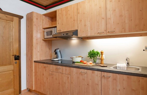 Faak am See Resort | Appartement Bergeweise 1 - Naturel Hoteldorf SEELEITN