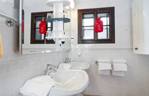 Faak am See Resort | Appartement Bergeweise 1 - Naturel Hoteldorf SEELEITN