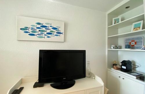 Arzon Apartment | Appartement Calme - Arzon, 4 Pers, Parking, Plage à Pied - FR-1-639-25
