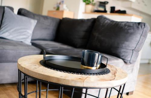 Issoire Apartment | Appartement calme et spacieux avec terrasse à Issoire