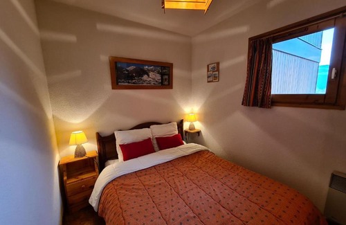 Areches Apartment | Appartement centre village, 4 personnes, 2 chambres - OPI19