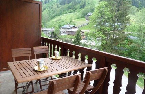 Areches Apartment | Appartement centre village, 4 personnes, 1 chambre, 1 coin montagne - VLI24