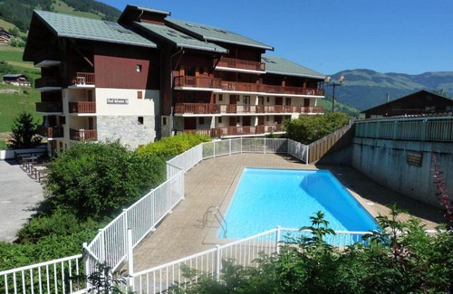 Areches Apartment | Appartement centre village, 4 personnes, 1 chambre, 1 coin montagne - VLI21