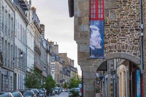 Montaubert - Rille - Saint-Sulpice Apartment | Appartement centre ville historique