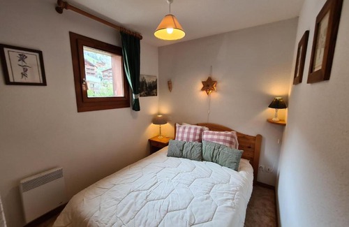 Areches Apartment | Appartement chaleureux, 6 personnes, 3 chambres - MER05